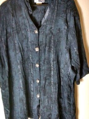 CM Shapes 3X Black Button Down Tunic Top Plus